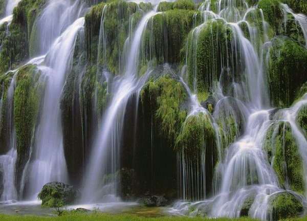 Cascades de Tufs (Jura) France